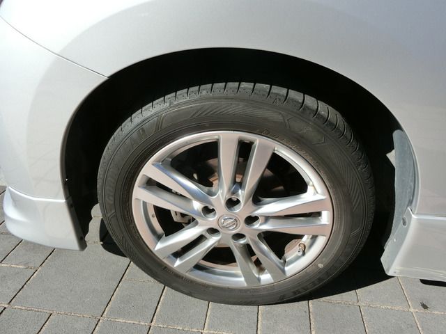 Nissan ELGRAND 2011 6413066-5