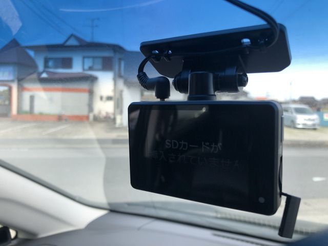 Nissan ELGRAND 2010 6413244-10