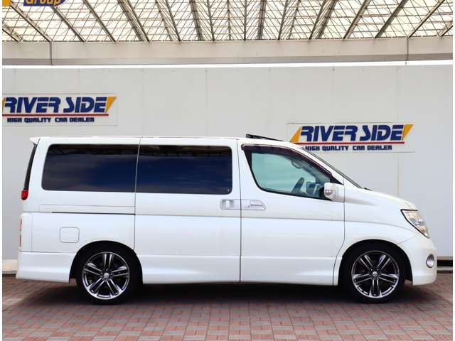 Nissan ELGRAND 2006 6413625-1
