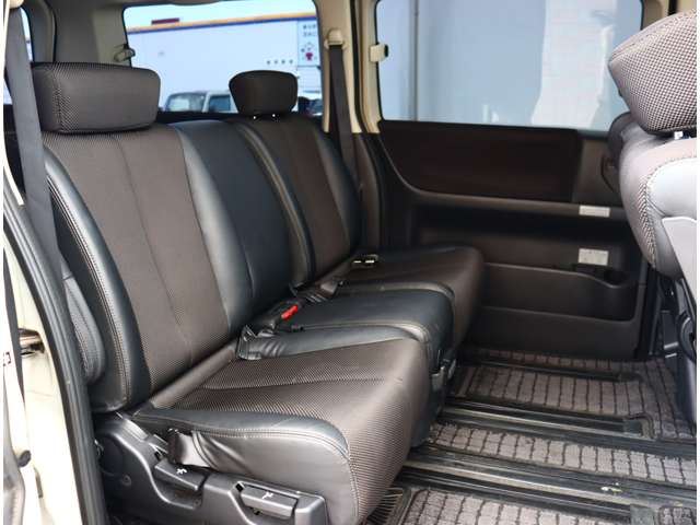 Nissan ELGRAND 2006 6413625-6