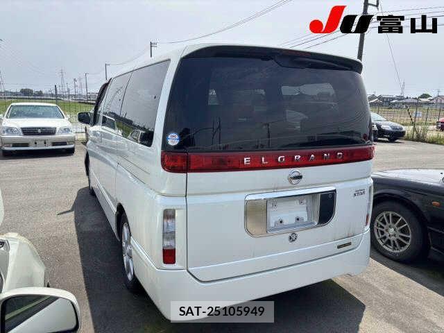 Nissan ELGRAND 2003 6413678-1