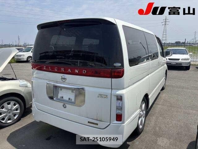 Nissan ELGRAND 2003 6413678-4
