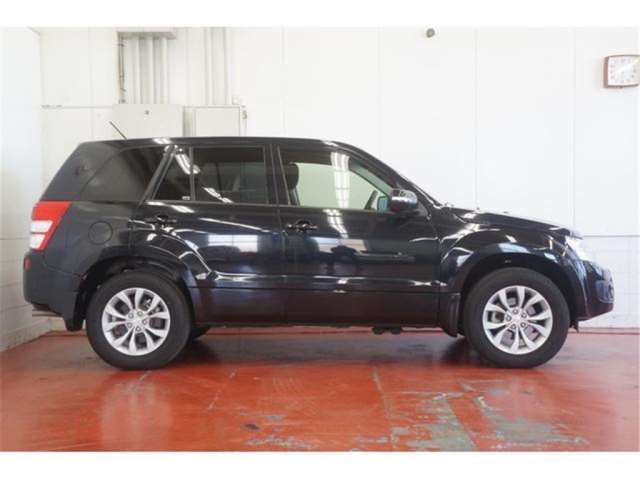 Suzuki ESCUDO 2017 6404214-3