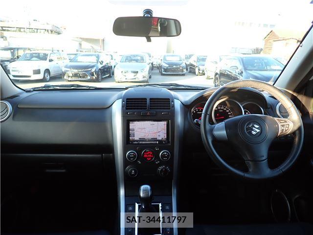 Suzuki ESCUDO 2017 6404283-9