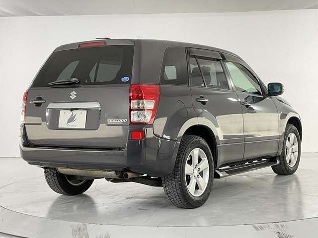 Suzuki ESCUDO 2012 6404497-1
