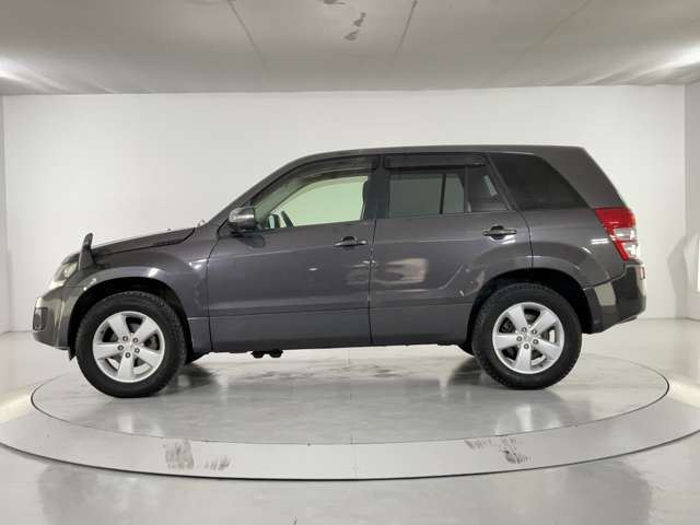 Suzuki ESCUDO 2012 6404497-4