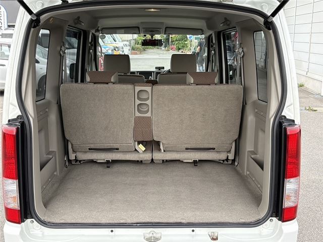 Suzuki EVERY WAGON 2011 6412302-10