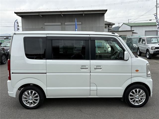 Suzuki EVERY WAGON 2011 6412302-6