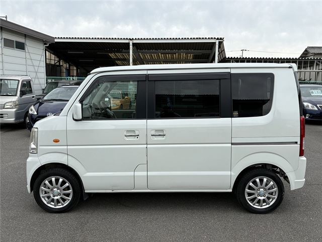 Suzuki EVERY WAGON 2011 6412302-7