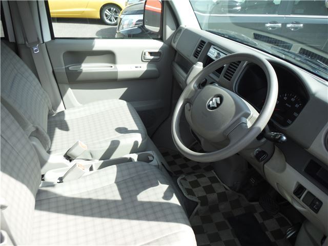 Suzuki EVERY 2012 6411186-3