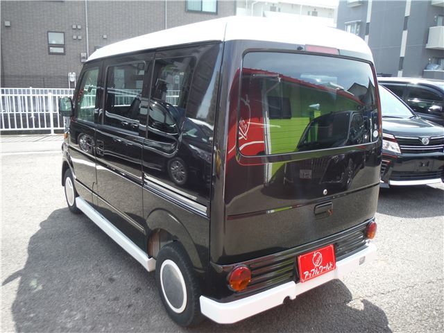 Suzuki EVERY 2012 6411186-7