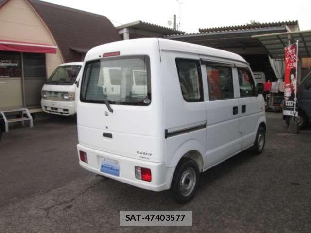 Suzuki EVERY 2011 6411238-2
