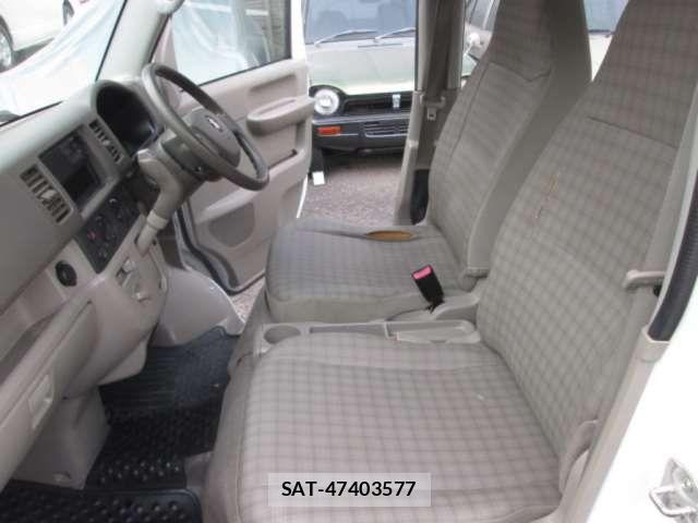Suzuki EVERY 2011 6411238-9