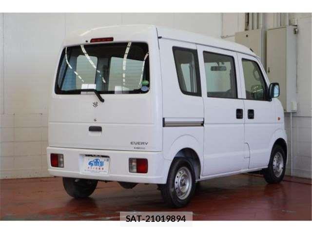 Suzuki EVERY 2014 6411409-4