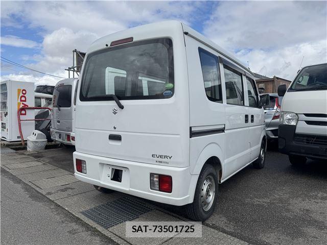 Suzuki EVERY 2014 6411430-7