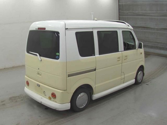 Suzuki EVERY 2013 6411540-5