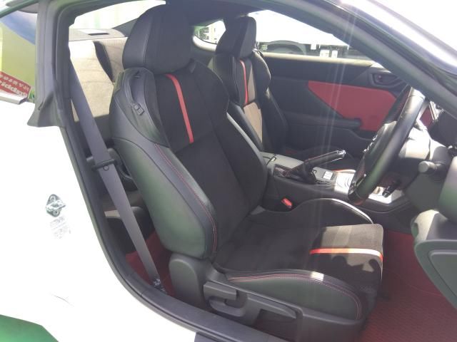 Toyota GR86 2023 6423983-4