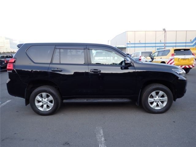 Toyota LAND CRUISER PRADO 2019 6385421-7