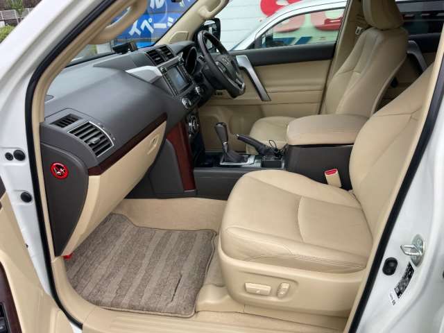 Toyota LAND CRUISER PRADO 2016 6386498-9