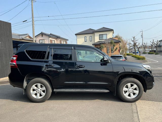 Toyota LAND CRUISER PRADO 2016 6386534-10