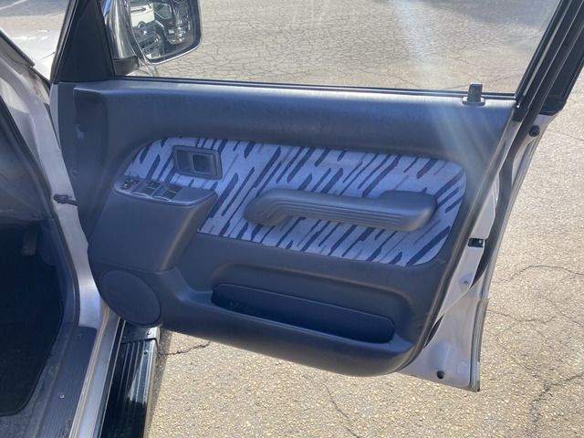 Toyota LAND CRUISER PRADO 1996 6387607-9