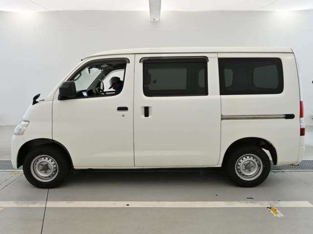 Toyota LITEACE VAN 2019 6389338-3