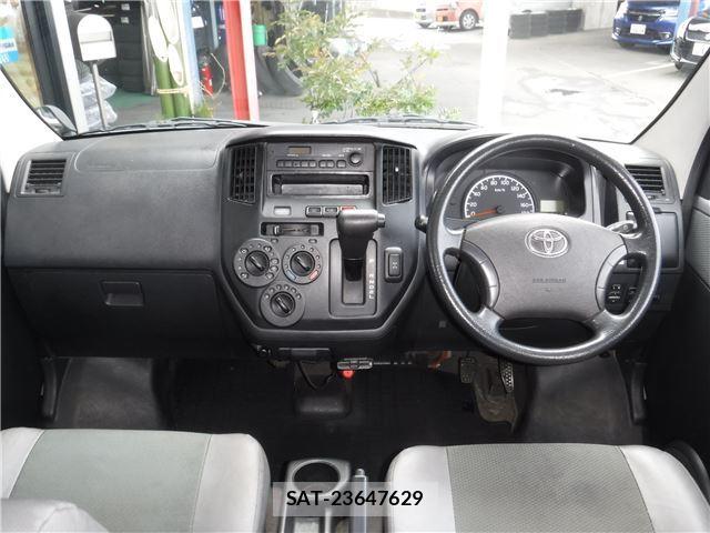 Toyota LITEACE VAN 2016 6389696-2