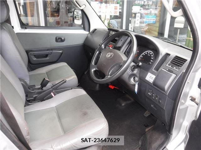 Toyota LITEACE VAN 2016 6389696-7