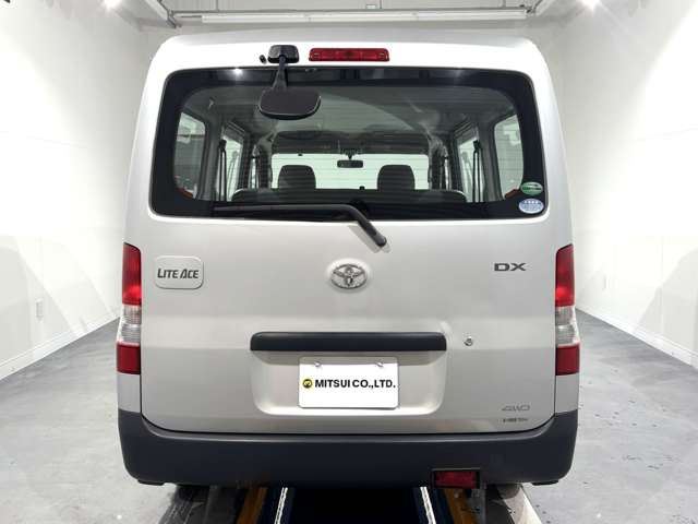 Toyota LITEACE VAN 2015 6389846-6