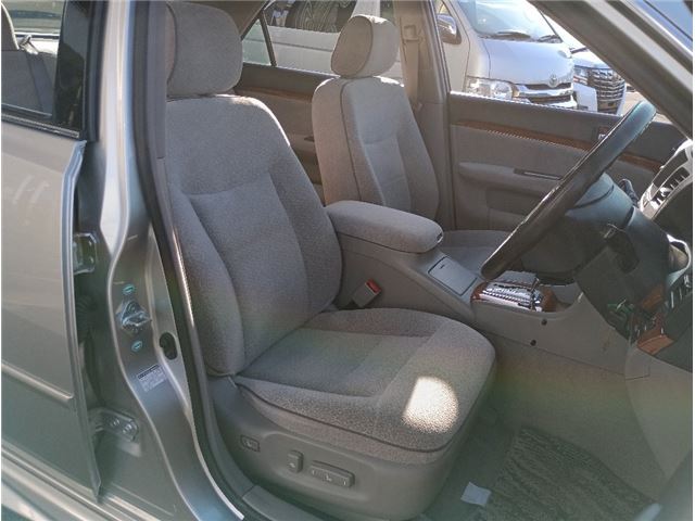 Toyota MARK II 2001 6390681-8