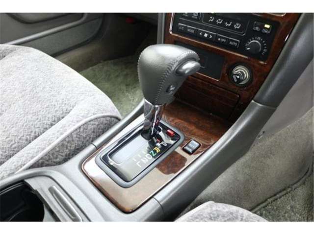 Toyota MARK II 2000 6390868-8
