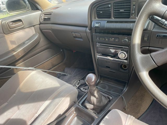 Toyota MARK II 1990 6391504-7