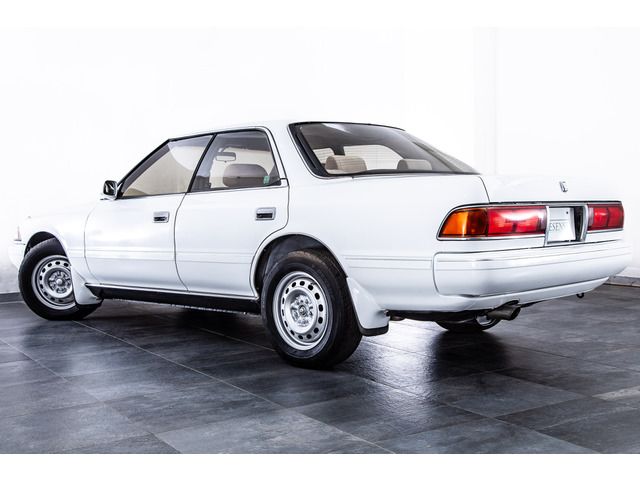 Toyota MARK II 1988 6391544-8