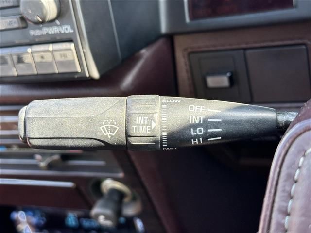 Toyota MARK II 1987 6391608-8