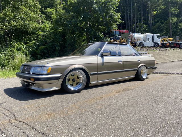 Toyota MARK II 1985 6391637-1