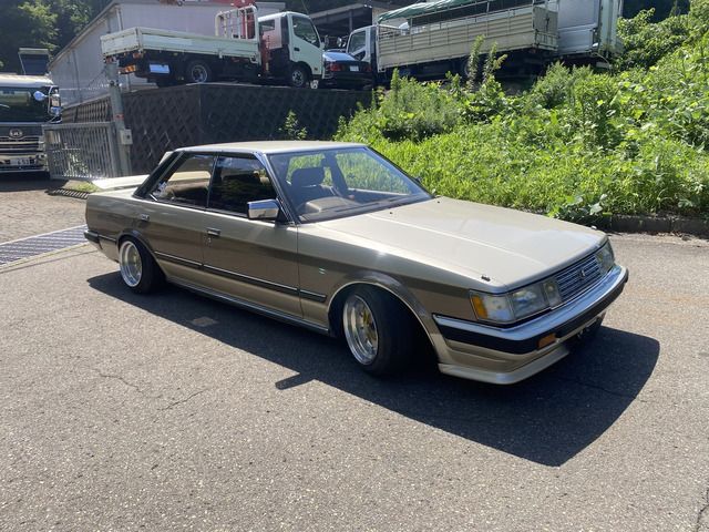 Toyota MARK II 1985 6391637-4