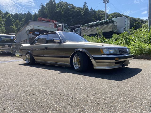 Toyota MARK II 1985 6391637-5