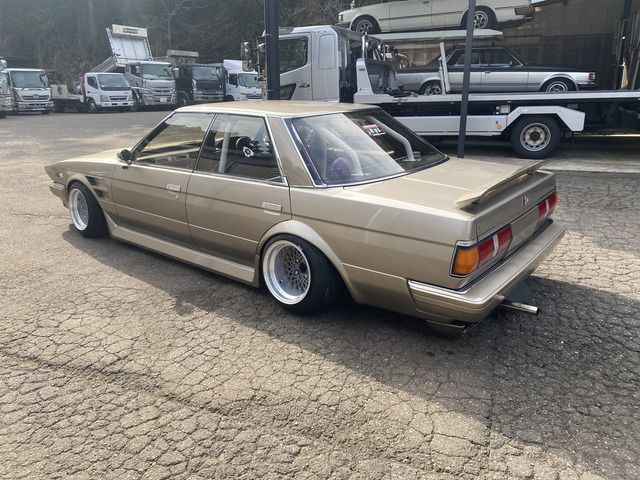 Toyota MARK II 1984 6391640-10