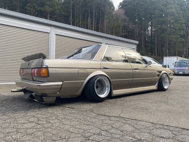 Toyota MARK II 1984 6391640-8
