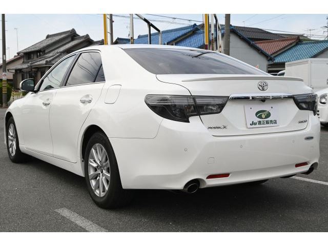 Toyota MARK X 2017 6392241-1