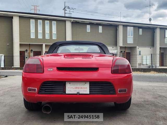Toyota MR-S 2000 6396981-4