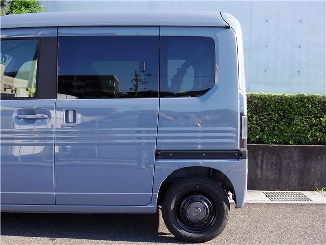 Honda N-VAN e: 2024 6420997-6