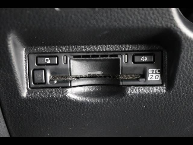 Toyota NOAH 2023 6400386-5