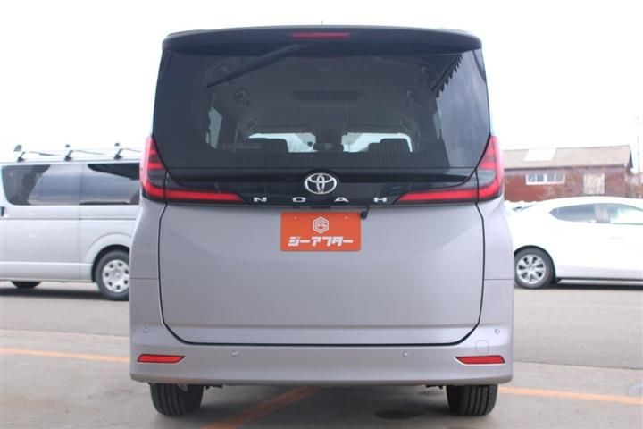 Toyota NOAH 2022 6403389-10
