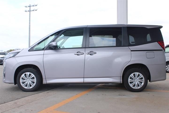 Toyota NOAH 2022 6403389-8