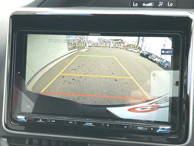 Toyota NOAH 2021 6406102-7