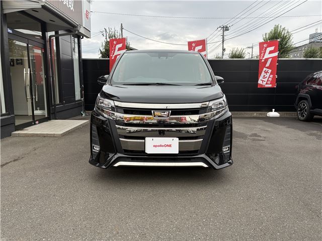 Toyota NOAH 2021 6406203-1