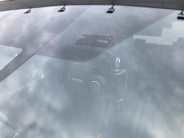 Toyota NOAH 2021 6406870-9