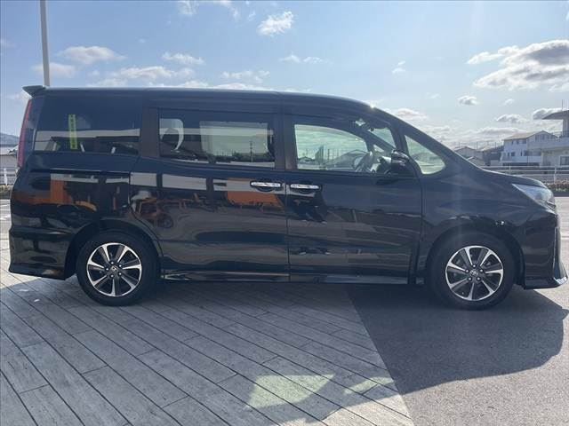 Toyota NOAH 2020 6407336-10