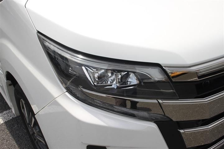 Toyota NOAH 2020 6407539-10